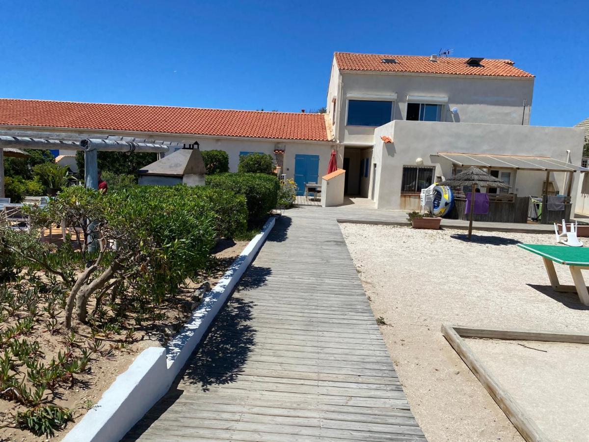 Hyeres Studio Les Pieds Dans L Eau Au Grand Sud Exterior photo